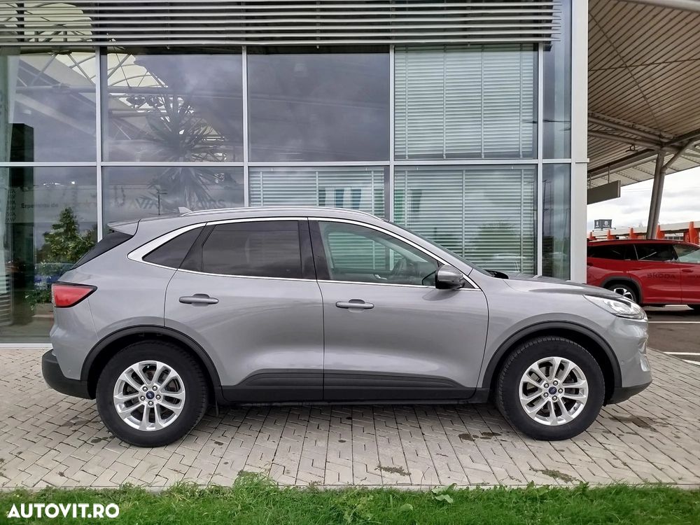Ford Kuga - 5
