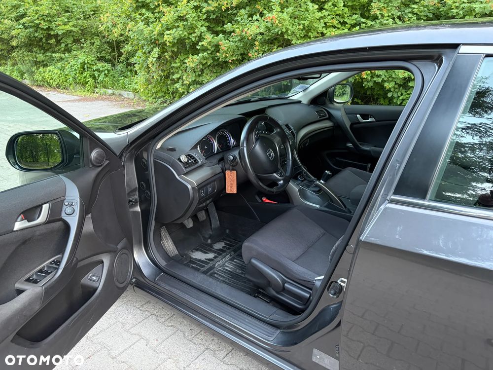 Honda Accord 2.0 Elegance - 22