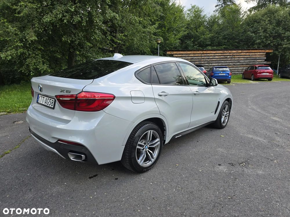 BMW X6 xDrive50i - 7