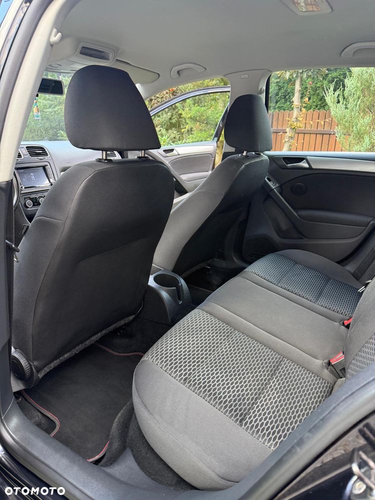 Volkswagen Golf 1.6 Edition - 16
