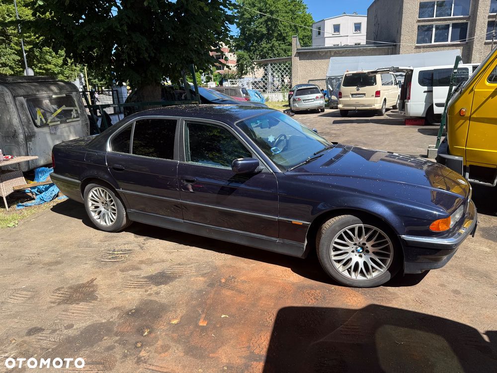 BMW Seria 7 730d - 6