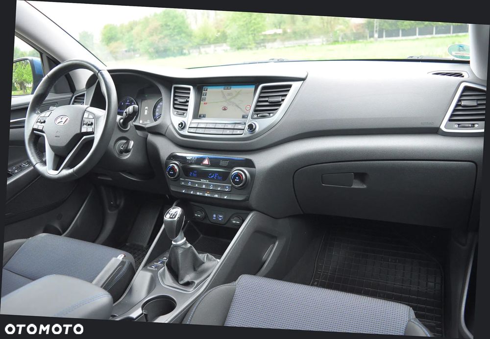 Hyundai Tucson blue 1.7 CRDi 2WD Style - 19