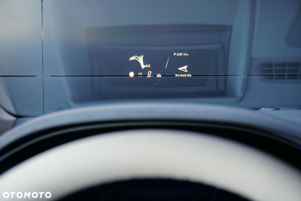 Mercedes-Benz EQS - 13