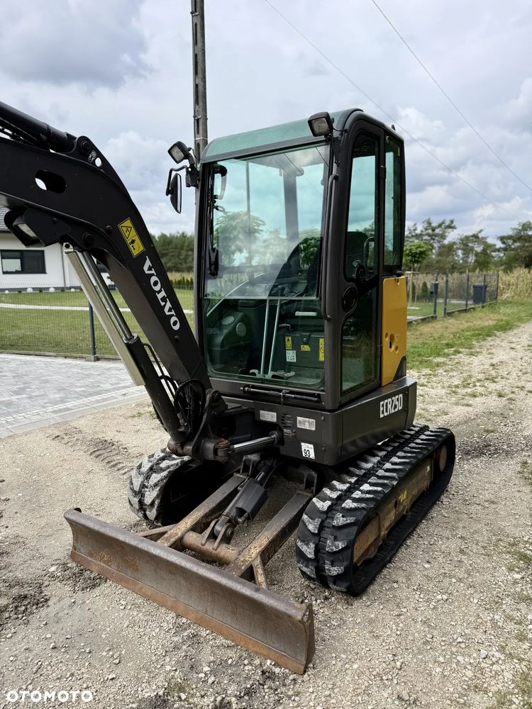 Volvo ECR25D - 6