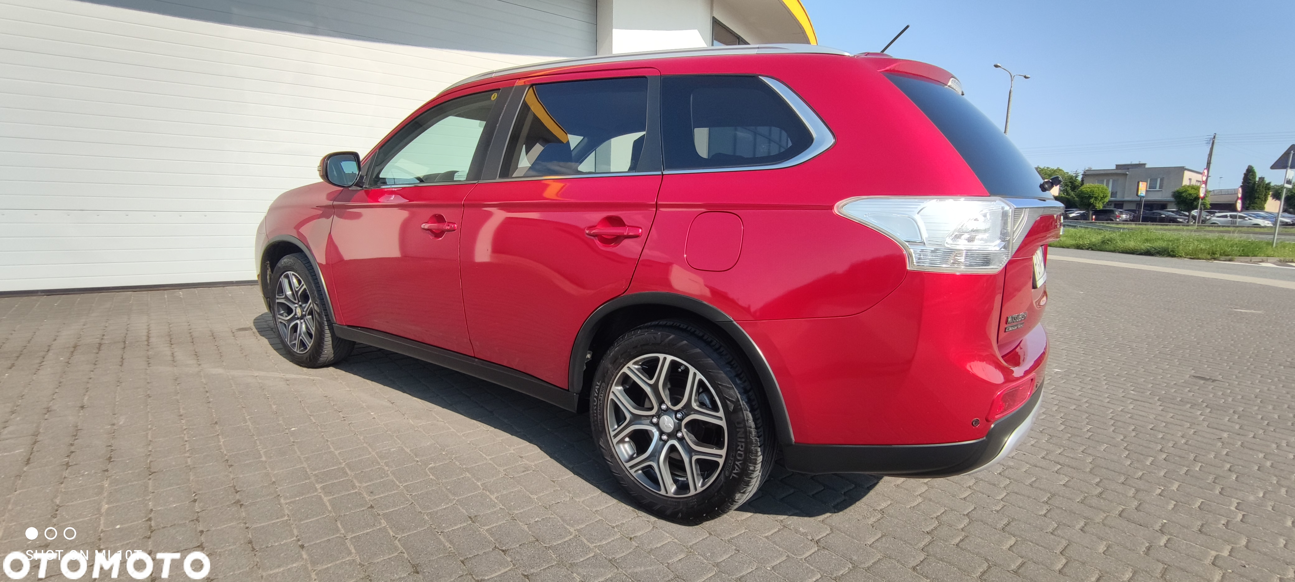 Mitsubishi Outlander 2.2 DID Intense + 4WD - 2