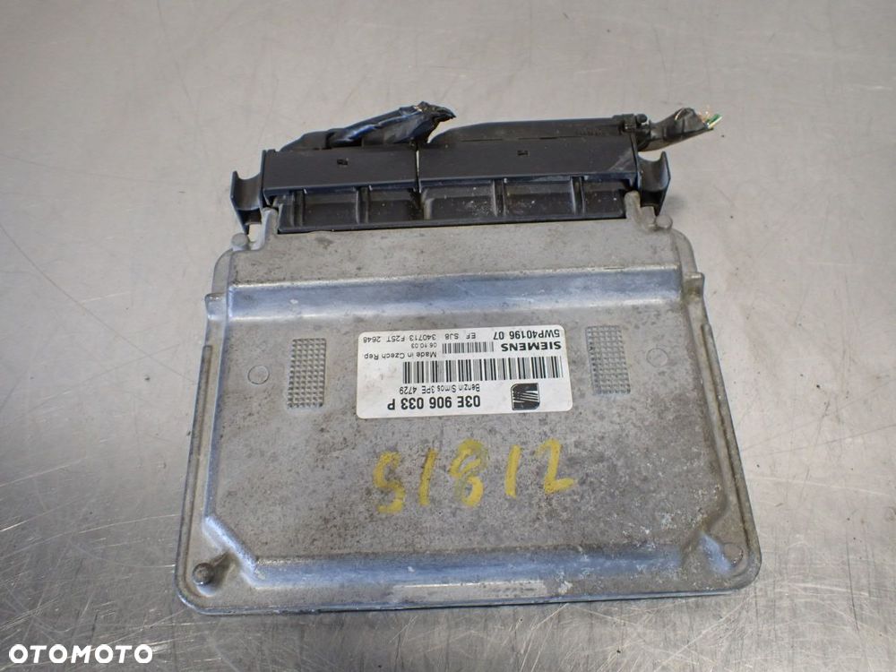 KOMPUTER SILNIKA SEAT IBIZA III 1.2 03E906033P - 1