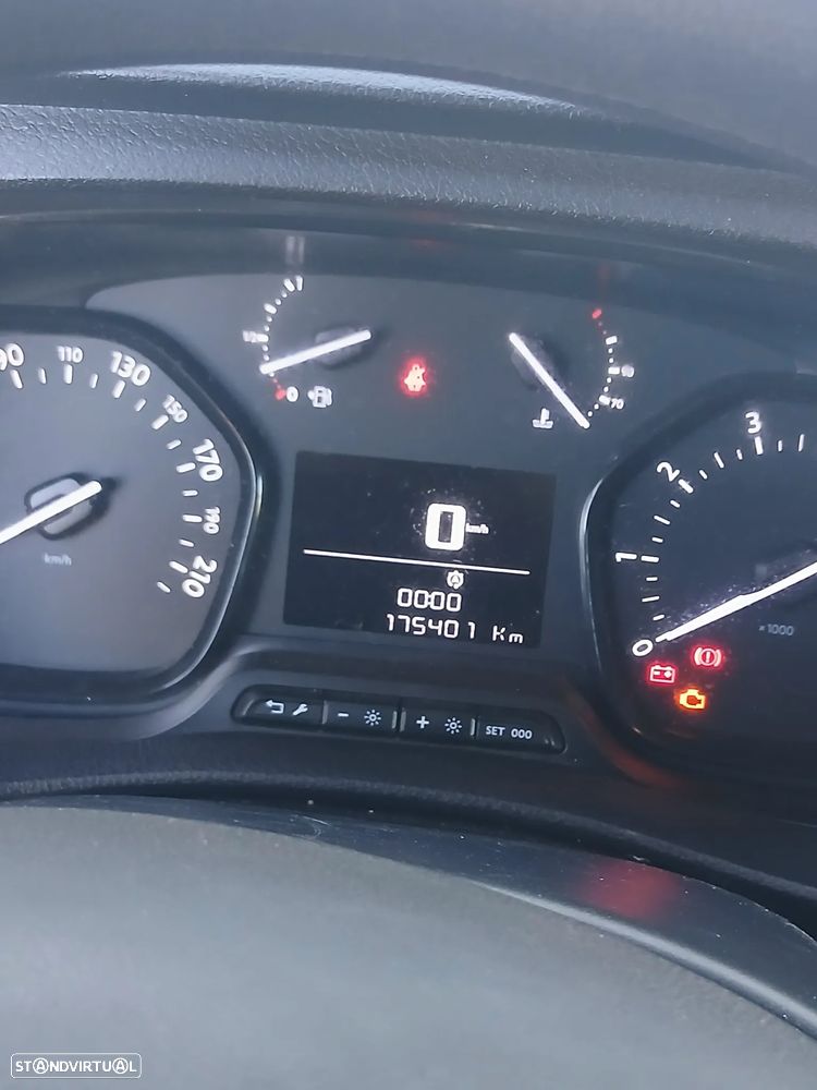 Toyota Proace 1.6 D-4D L1 6L - 2