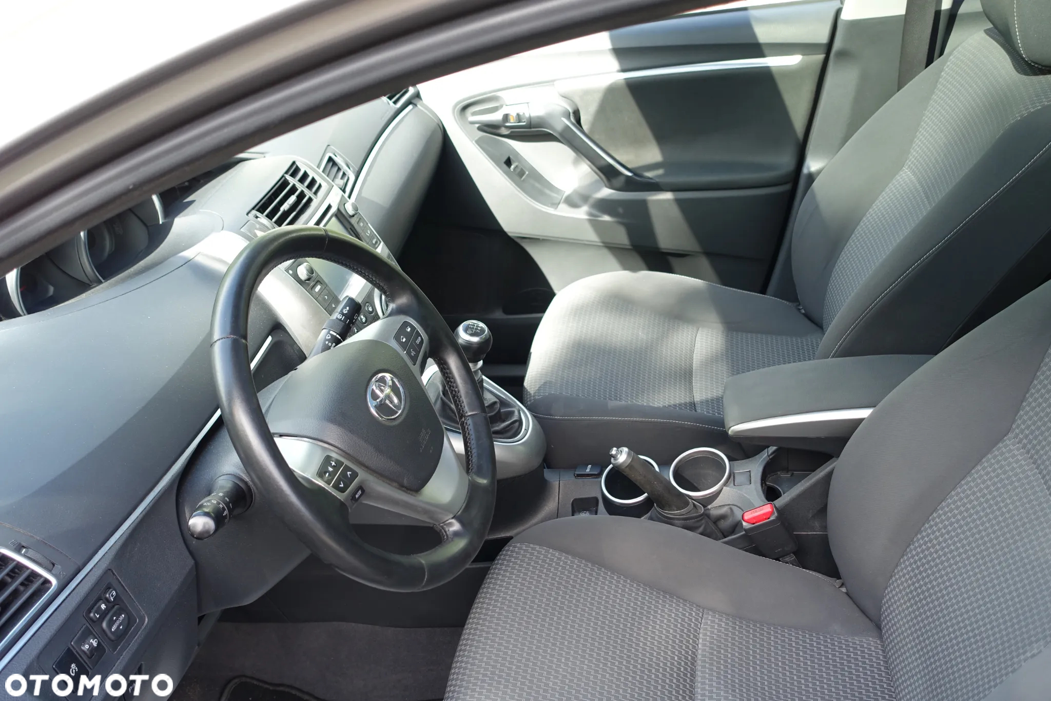 Toyota Verso 1.6 D-4D Premium - 15