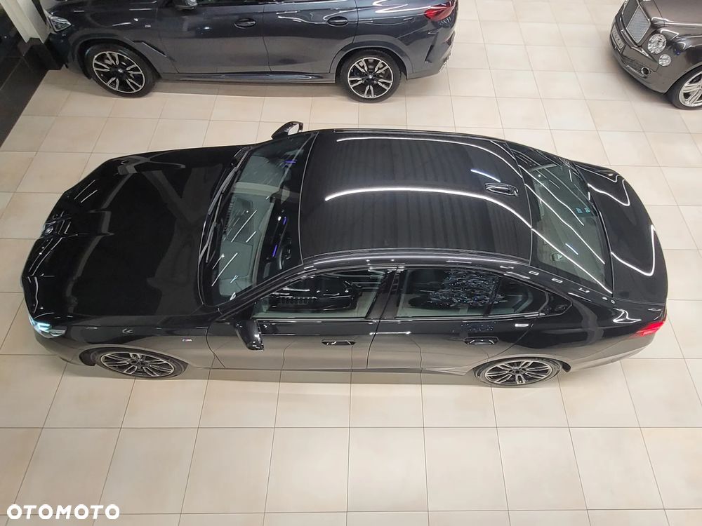 BMW Seria 5 - 12