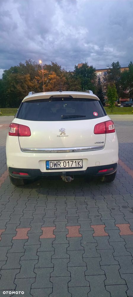 Peugeot 4008 - 10