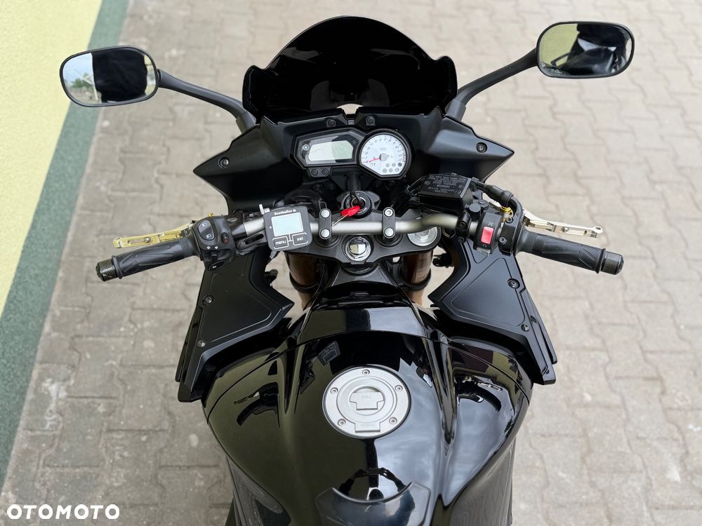Yamaha FZ8 - 18