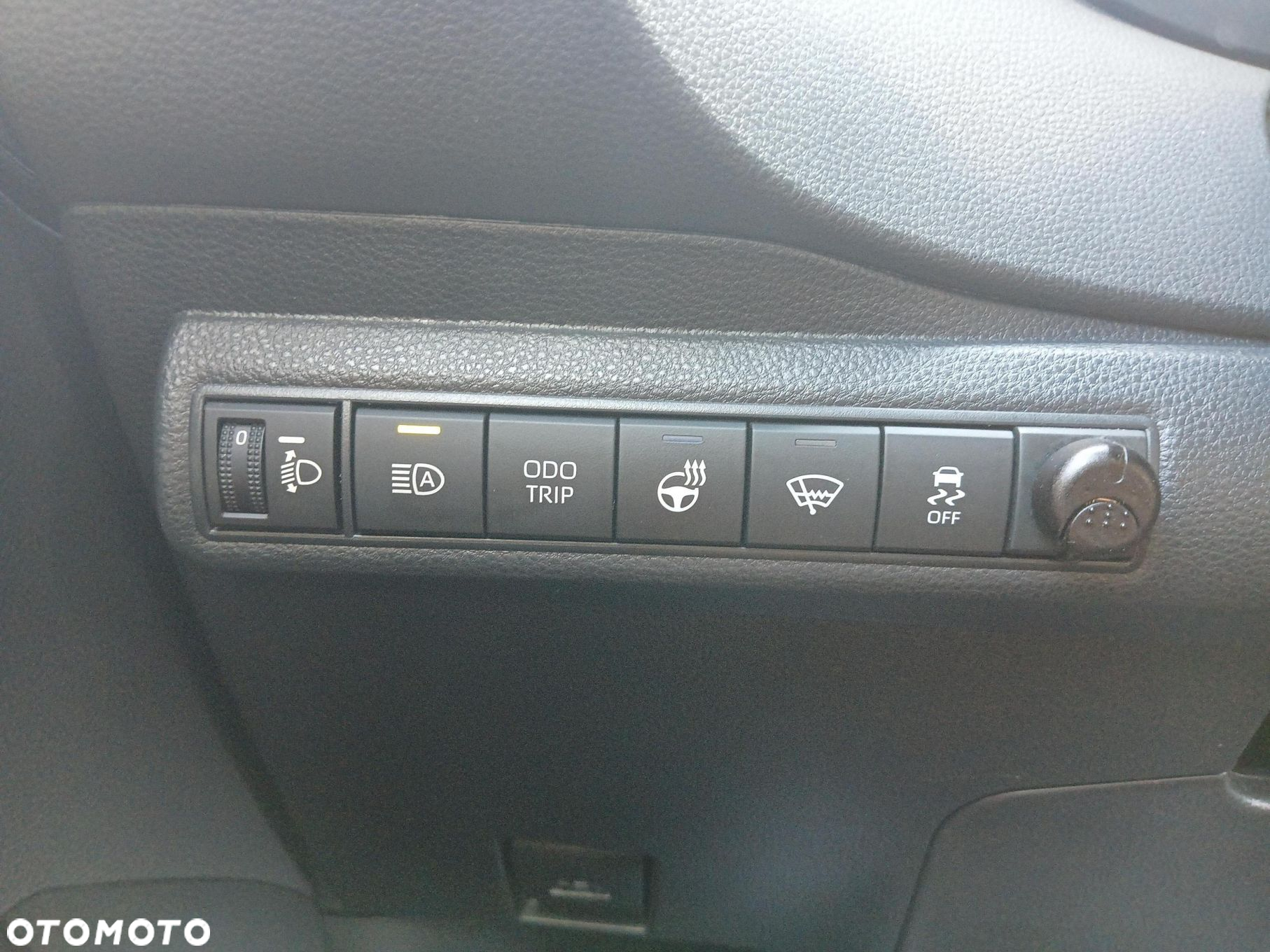 Toyota Corolla - 17