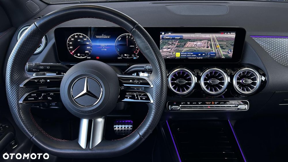 Mercedes-Benz GLA 250 e PHEV AMG Line 8G-DCT - 16