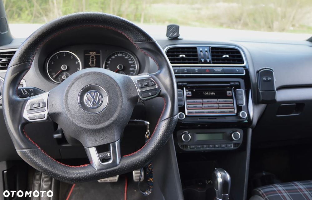 Volkswagen Polo 1.4 TSI GTI DSG - 20
