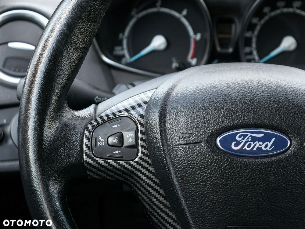 Ford Fiesta - 26