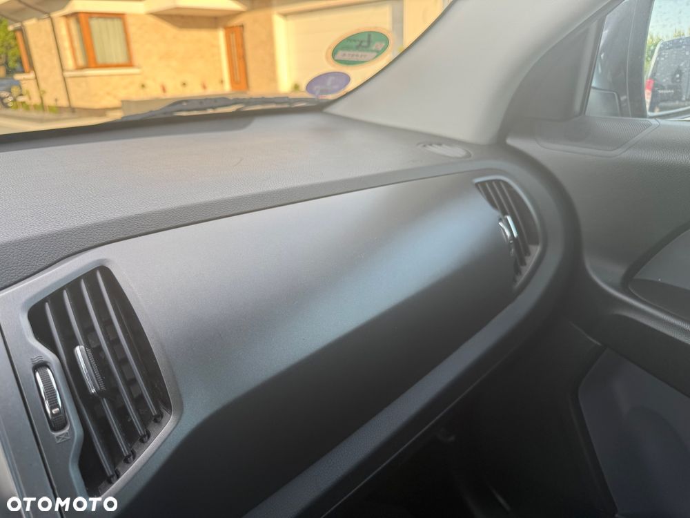 Kia Sportage 2.0 CVVT 2WD Vision - 22