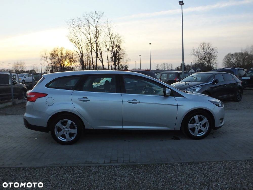 Ford Focus 1.5 TDCi DPF Start-Stopp-System Titanium - 8