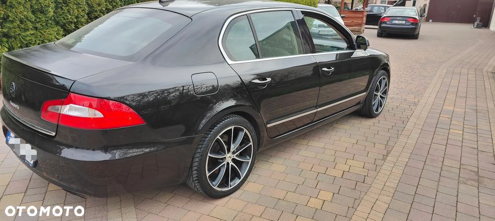 Skoda Superb 3.6 FSI 4x4 Elegance DSG - 4