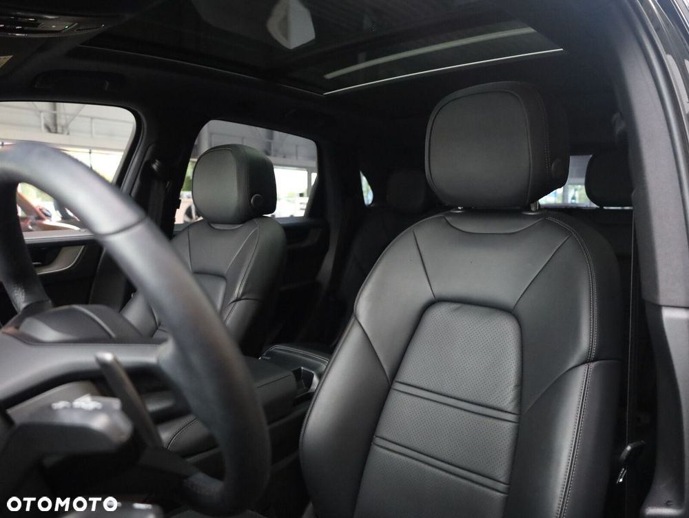 Porsche Cayenne - 15