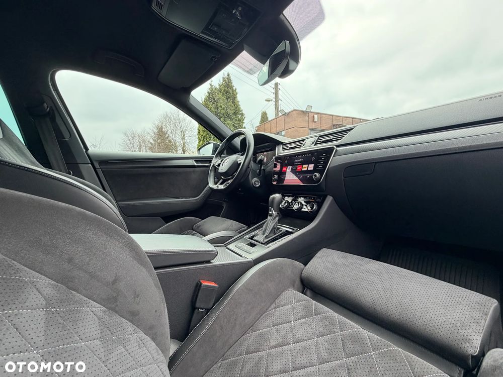 Skoda Superb 1.4 TSI Plug-In Hybrid Sportline DSG - 35