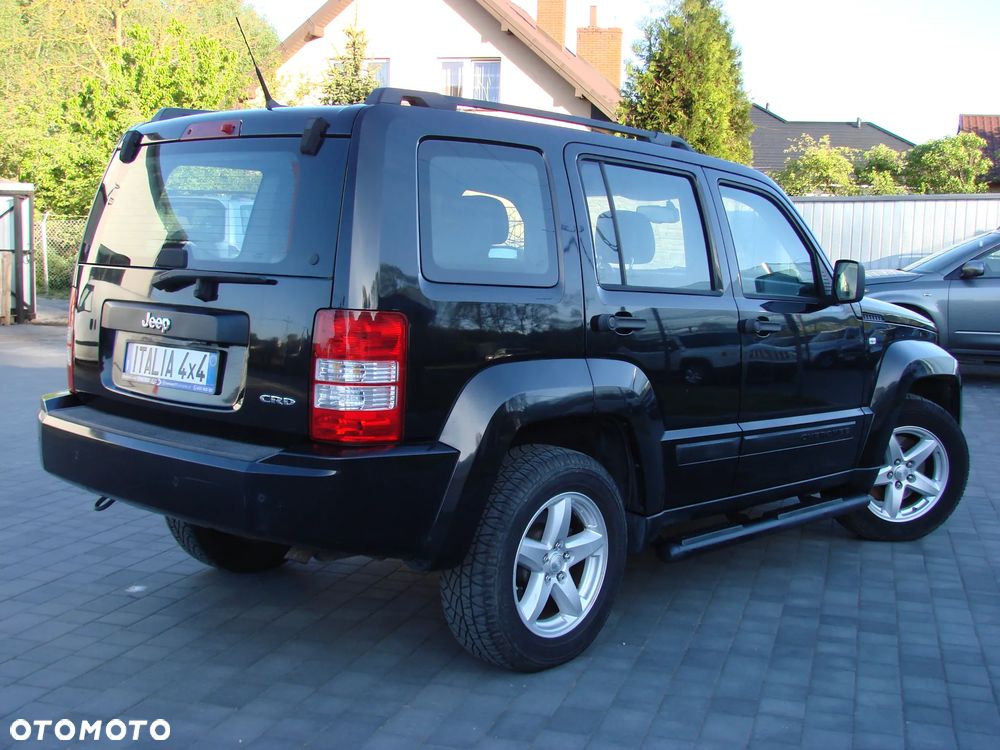 Jeep Cherokee - 18