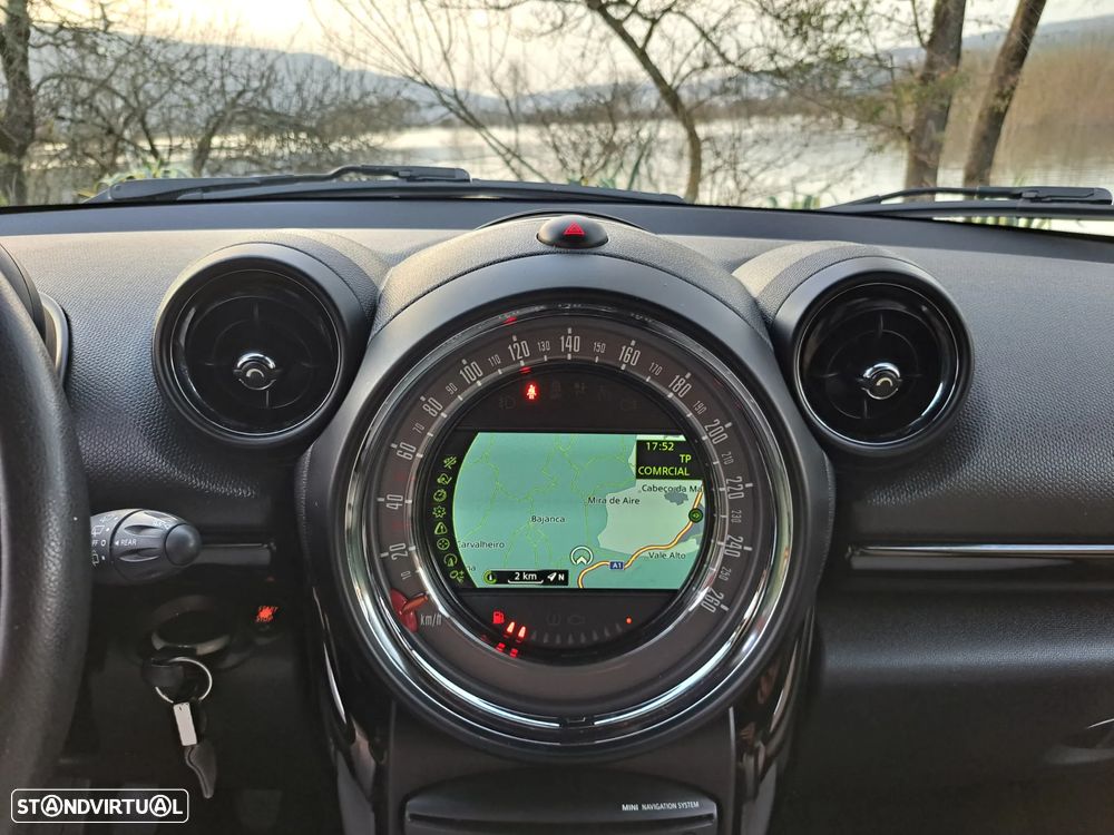 MINI Paceman Cooper D - 19