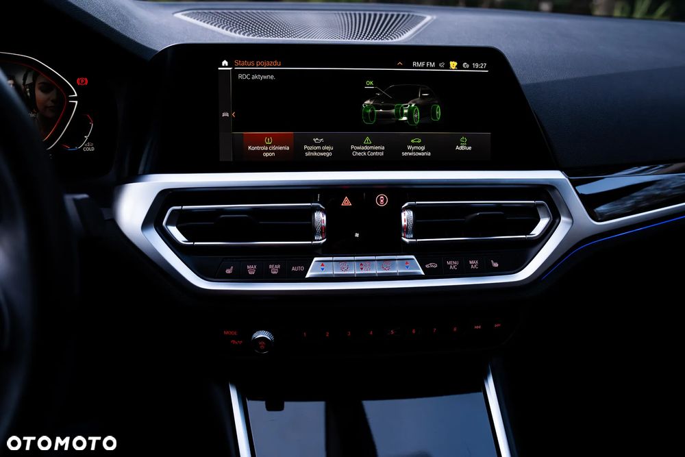 BMW Seria 3 318d MHEV Sport Line - 27