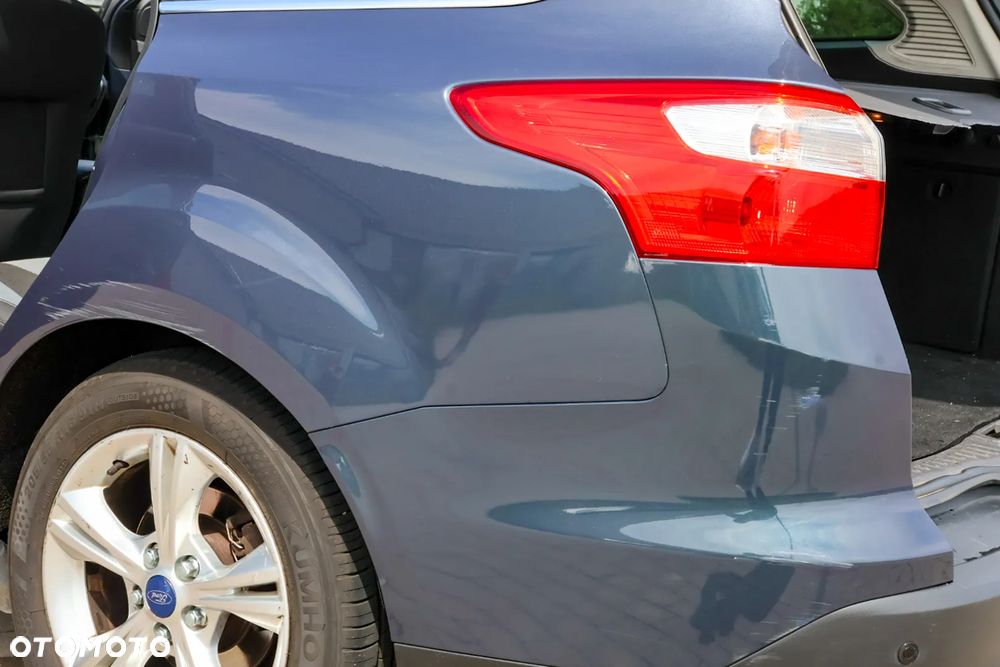 Ford Focus 1.0 EcoBoost Titanium - 27