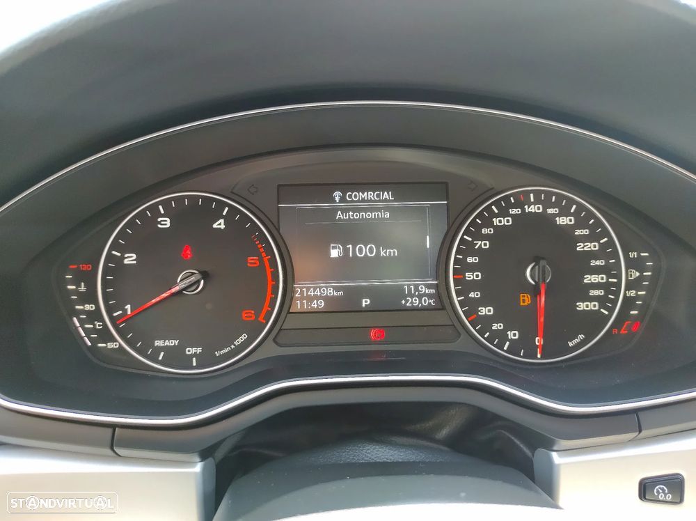 Audi A4 2.0 TDI S tronic design - 27