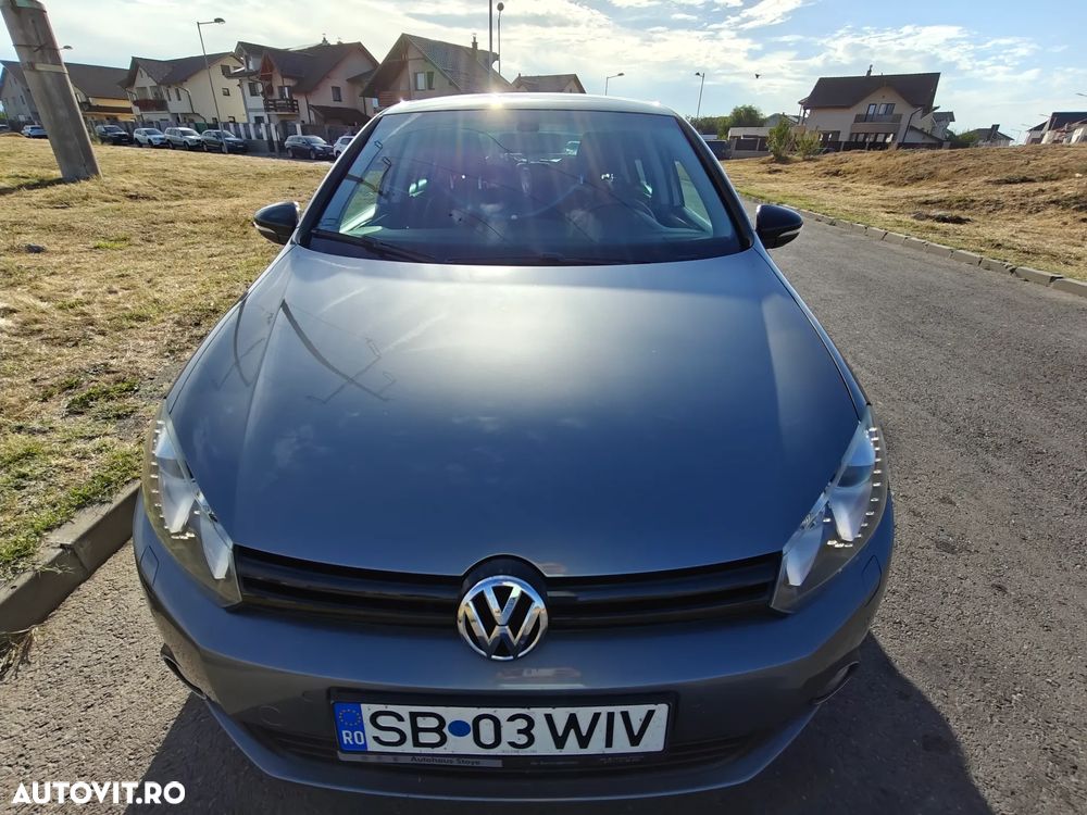 Volkswagen Golf - 11