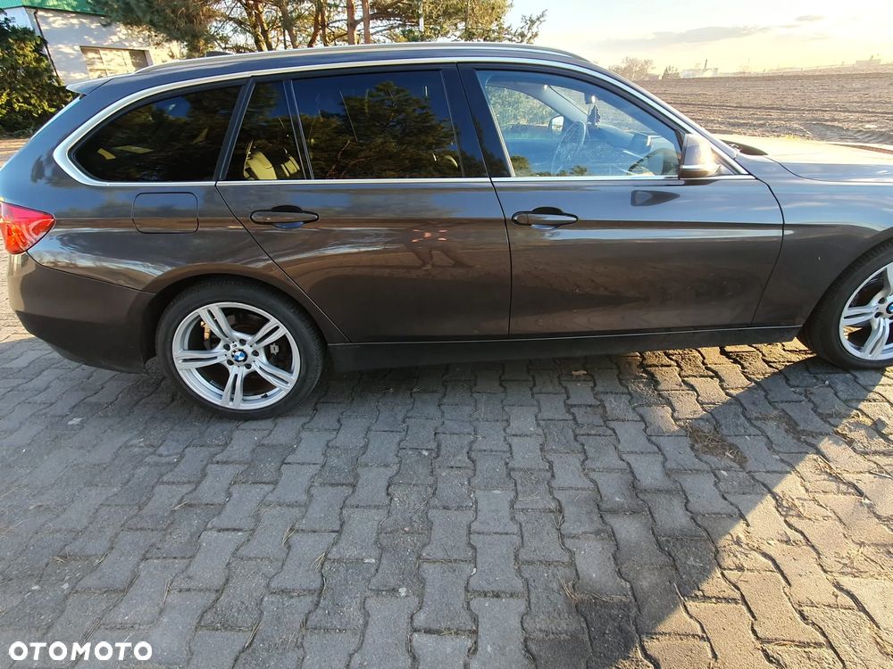 BMW Seria 3 316i Modern Line - 4