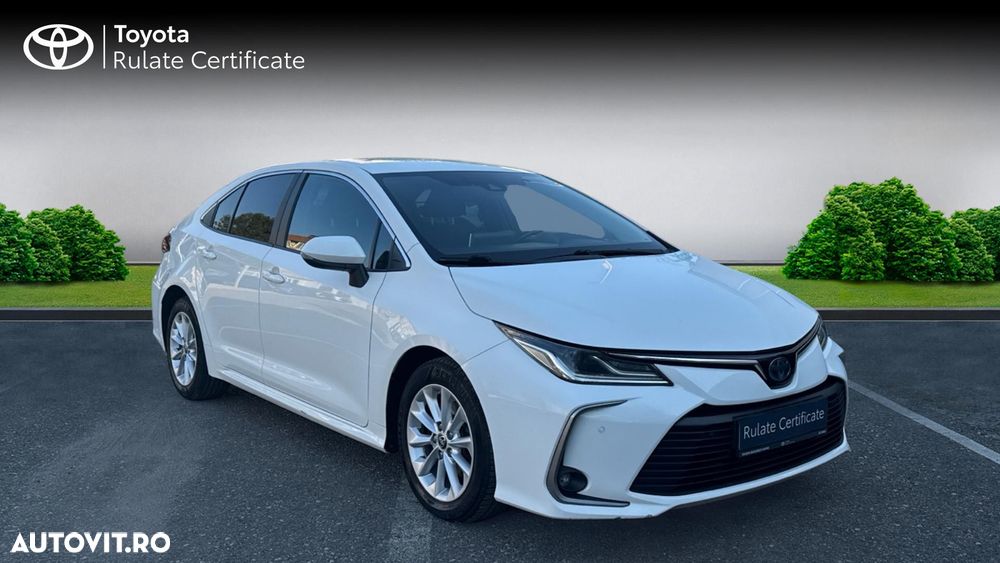 Toyota Corolla 1.8 HSD Dynamic - 3