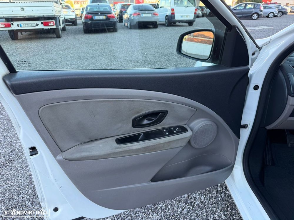 Renault Megane 1.5 dCi Confort - 16