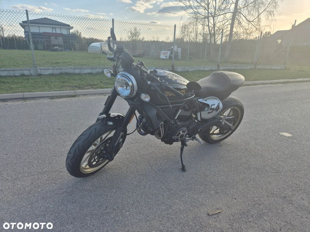 Ducati Scrambler - 11