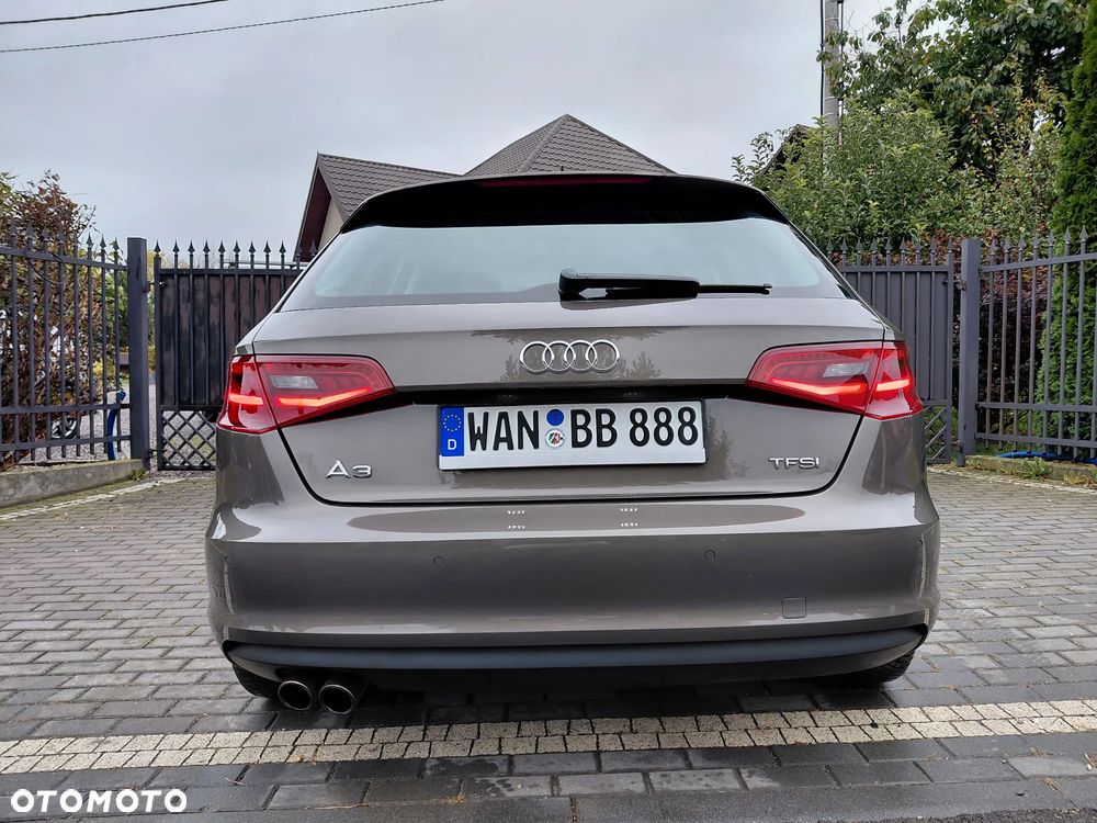 Audi A3 Sportback 1.4 TFSI S tronic Attraction - 19