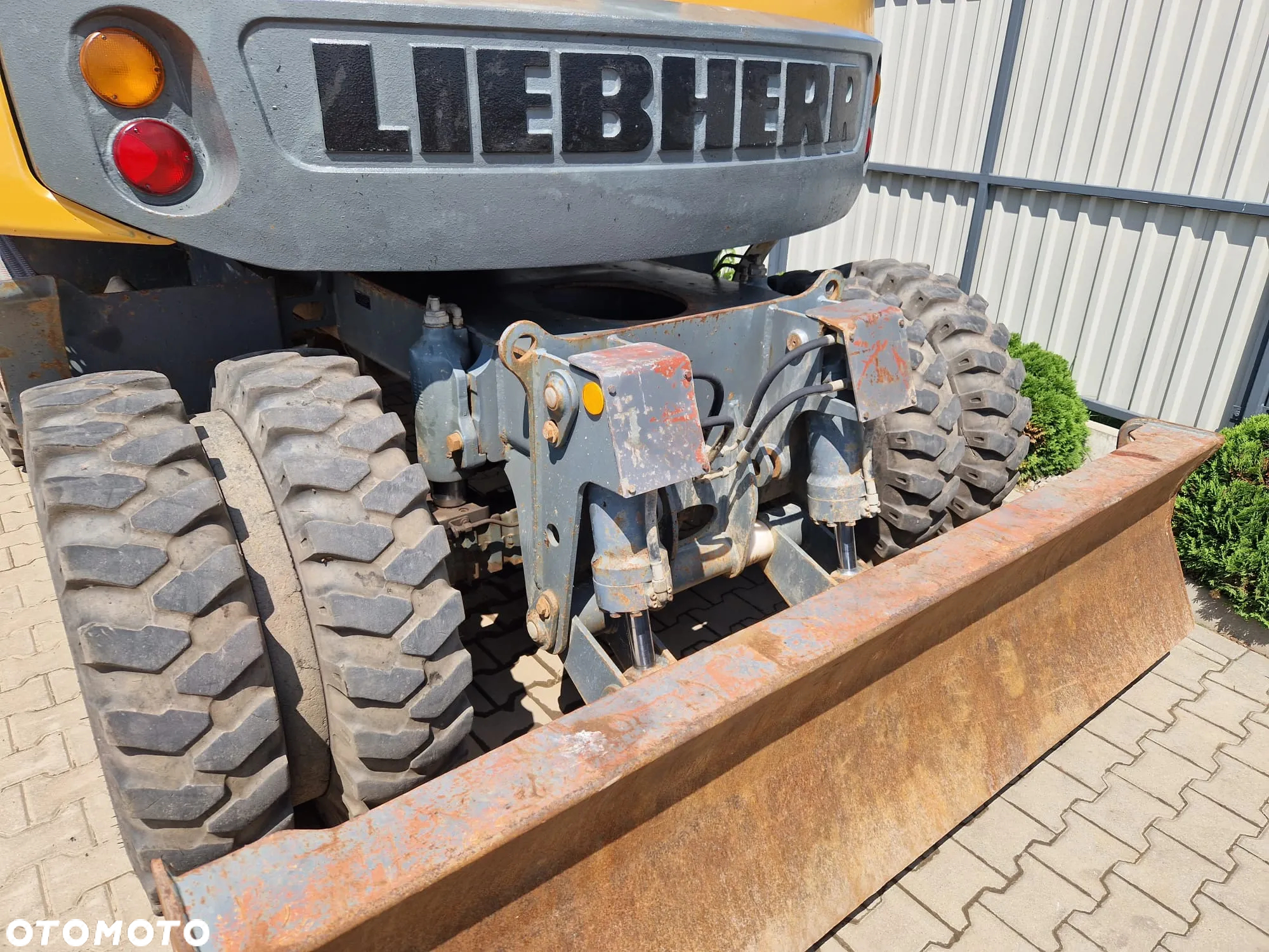Liebherr A311 Litronic * 2013r. * 10 599 mth * Powertilt * 4x skrętne koła * - 15