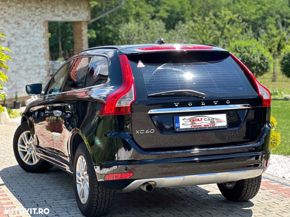 Volvo XC 60 D3 Start-Stop Momentum - 4