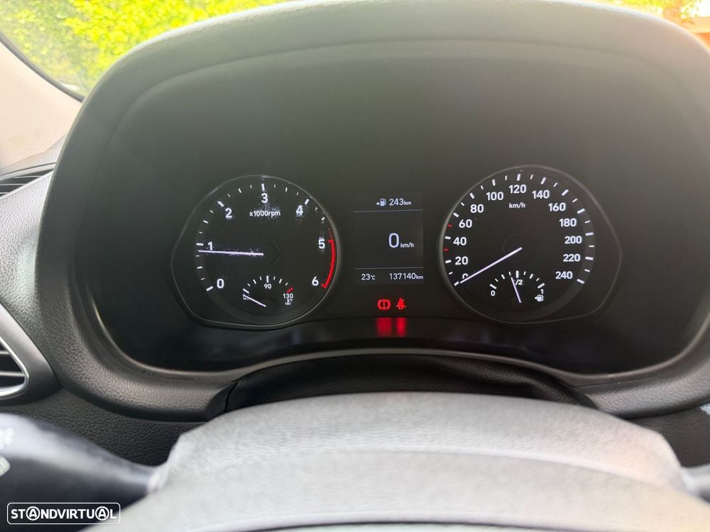 Hyundai i30 SW 1.6 CRDi Style+Navi - 28