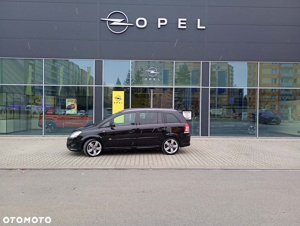 Opel Zafira 2.2 Cosmo - 4