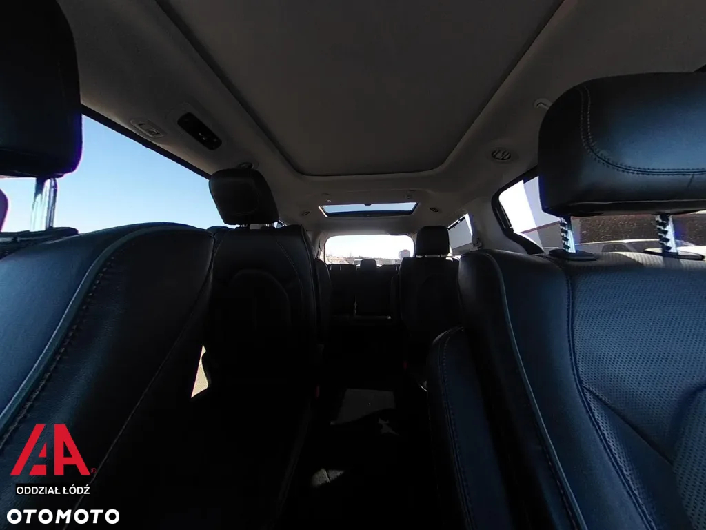 Chrysler Pacifica - 14