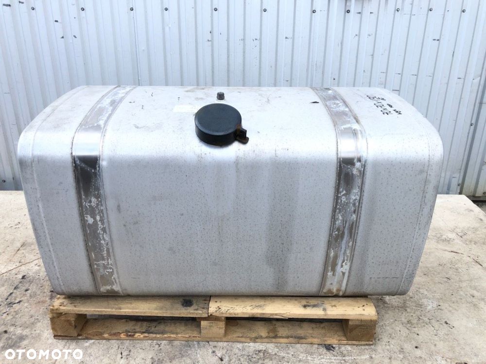 ZBIORNIK PALIWA 580L  MAN TGX I 2006 - 2022 18.440 324 kW [441 KM] 4x2 2012 - 1