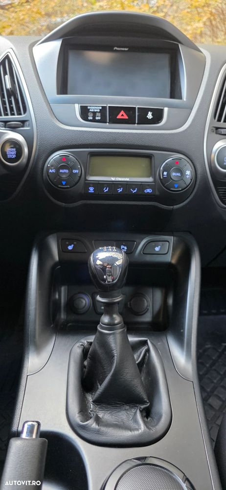 Hyundai ix35 2.0 CRDI 4WD Premium - 13