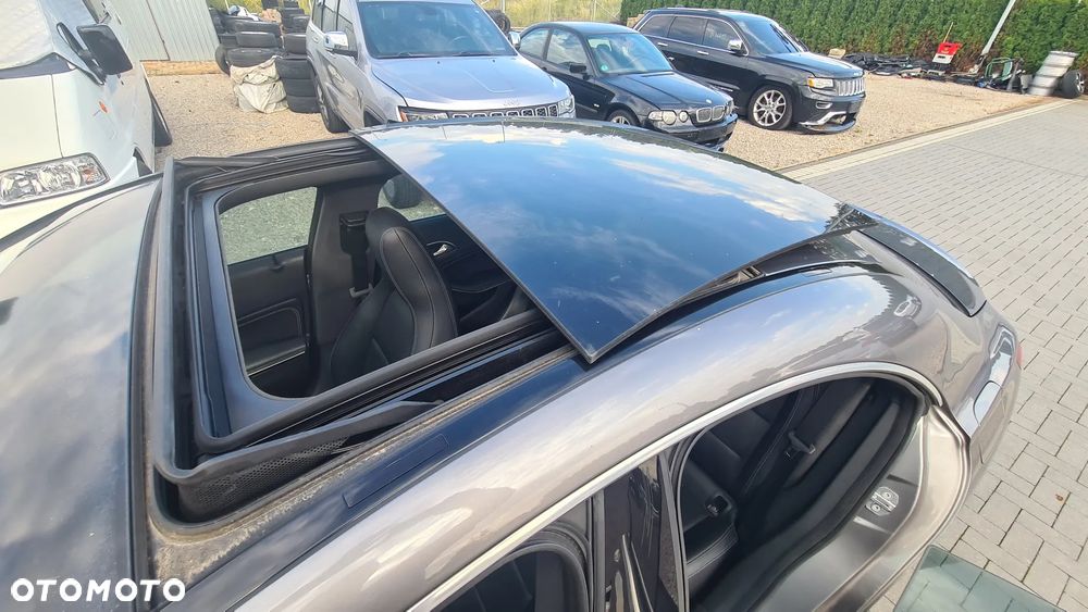 Mercedes-Benz CLA 250 4Matic 7G-DCT Sport - 17