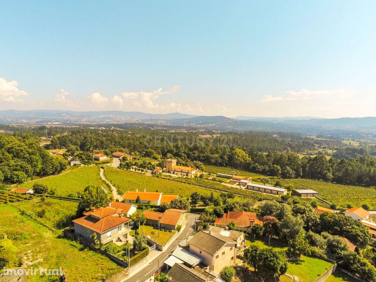 Terreno para construção de moradia em Oliveira, Barcelos - Grande imagem: 4/13