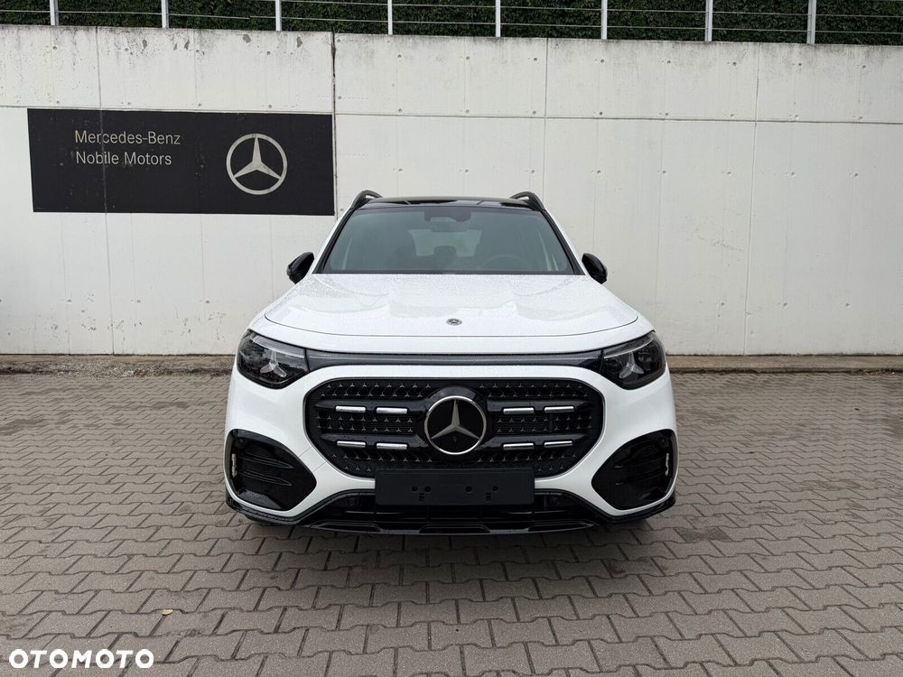 Mercedes-Benz GLB - 8