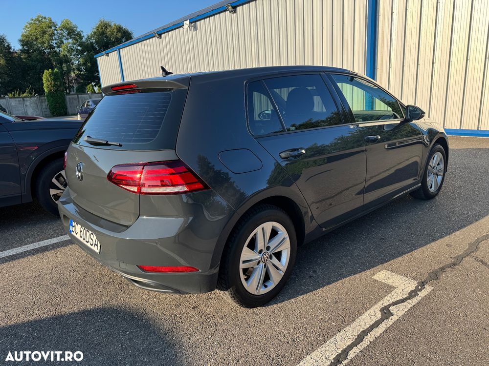 Volkswagen Golf - 4