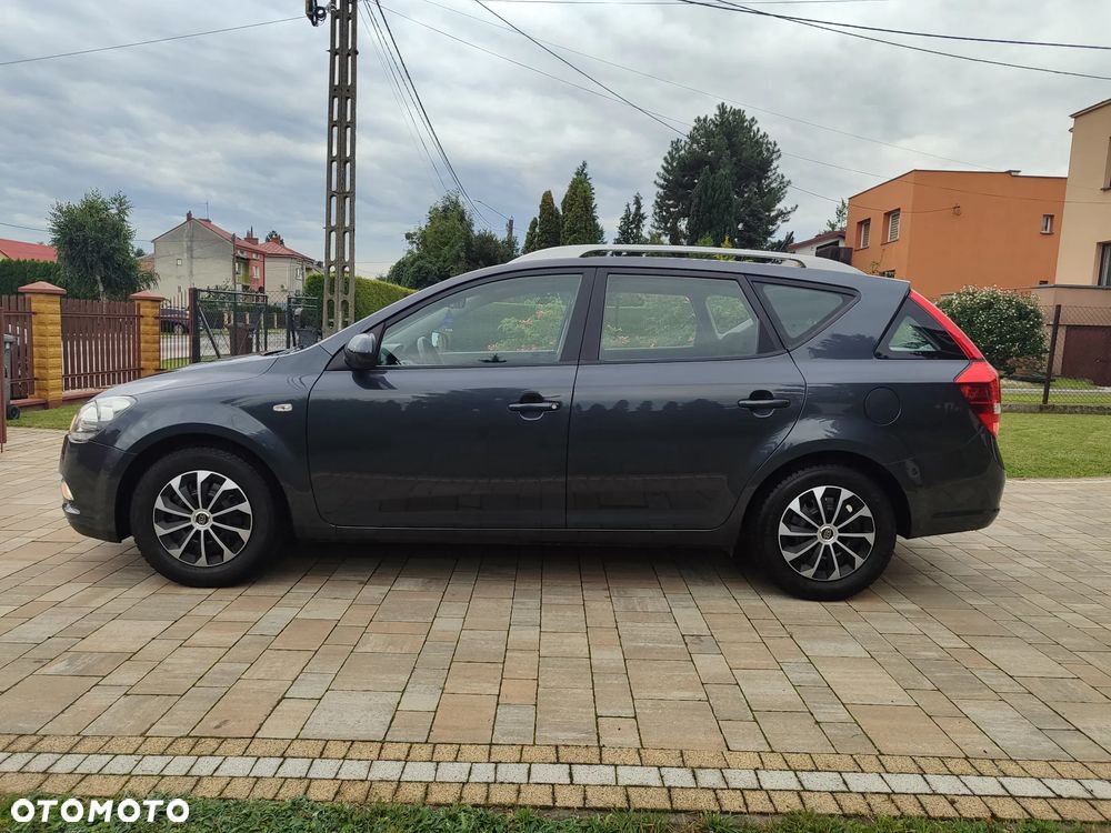 Kia Ceed 1.4 Comfort + - 18