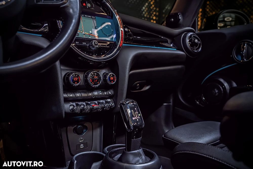 Mini Cooper Aut. Essential Trim - 15