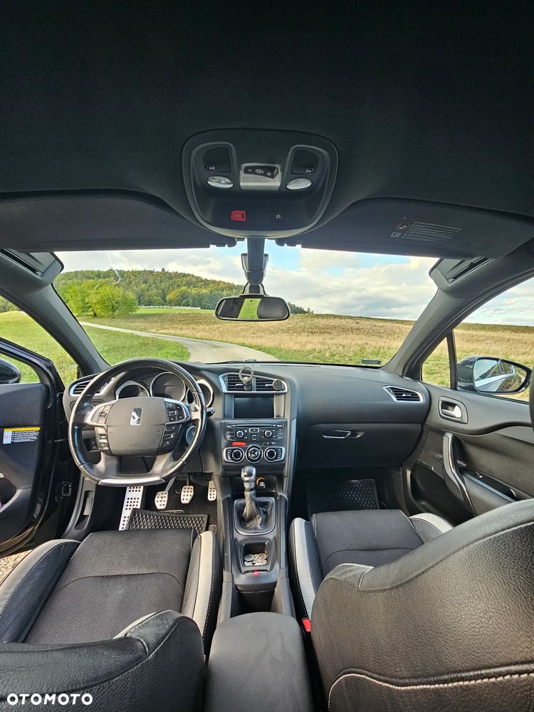 Citroën DS4 1.6 VTi SoChic - 8