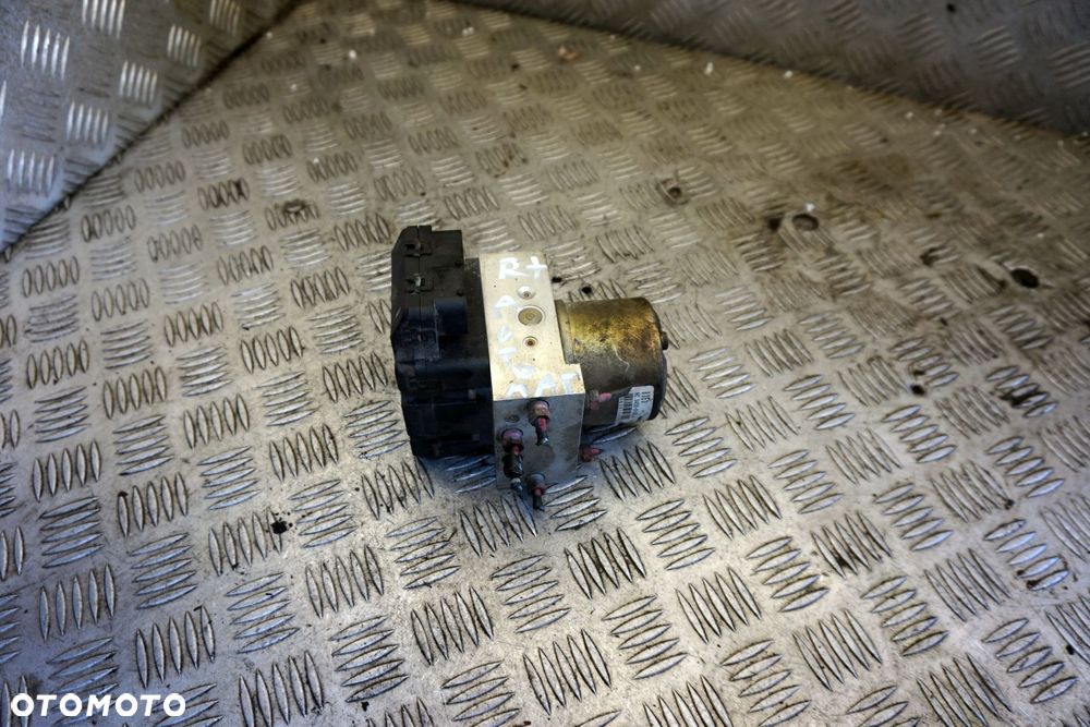 POMPA HAMULCOWA ABS WAGON R 1.3 16V 56100-83E10 SUZUKI - 1
